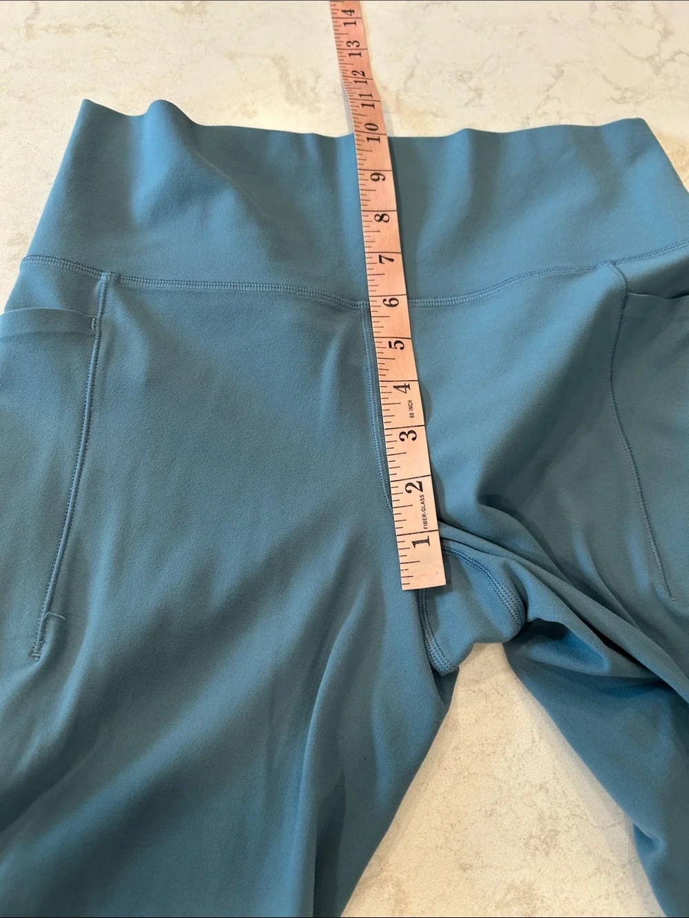 Athleta Salutation Stash Pocket II Capri Yoga Athletic Medium M